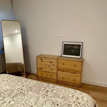 Piso De 2 Habitaciones En Centro, Zona Muy Tranquila Con Playa A 2 Min Andando Gijón Buitenkant foto