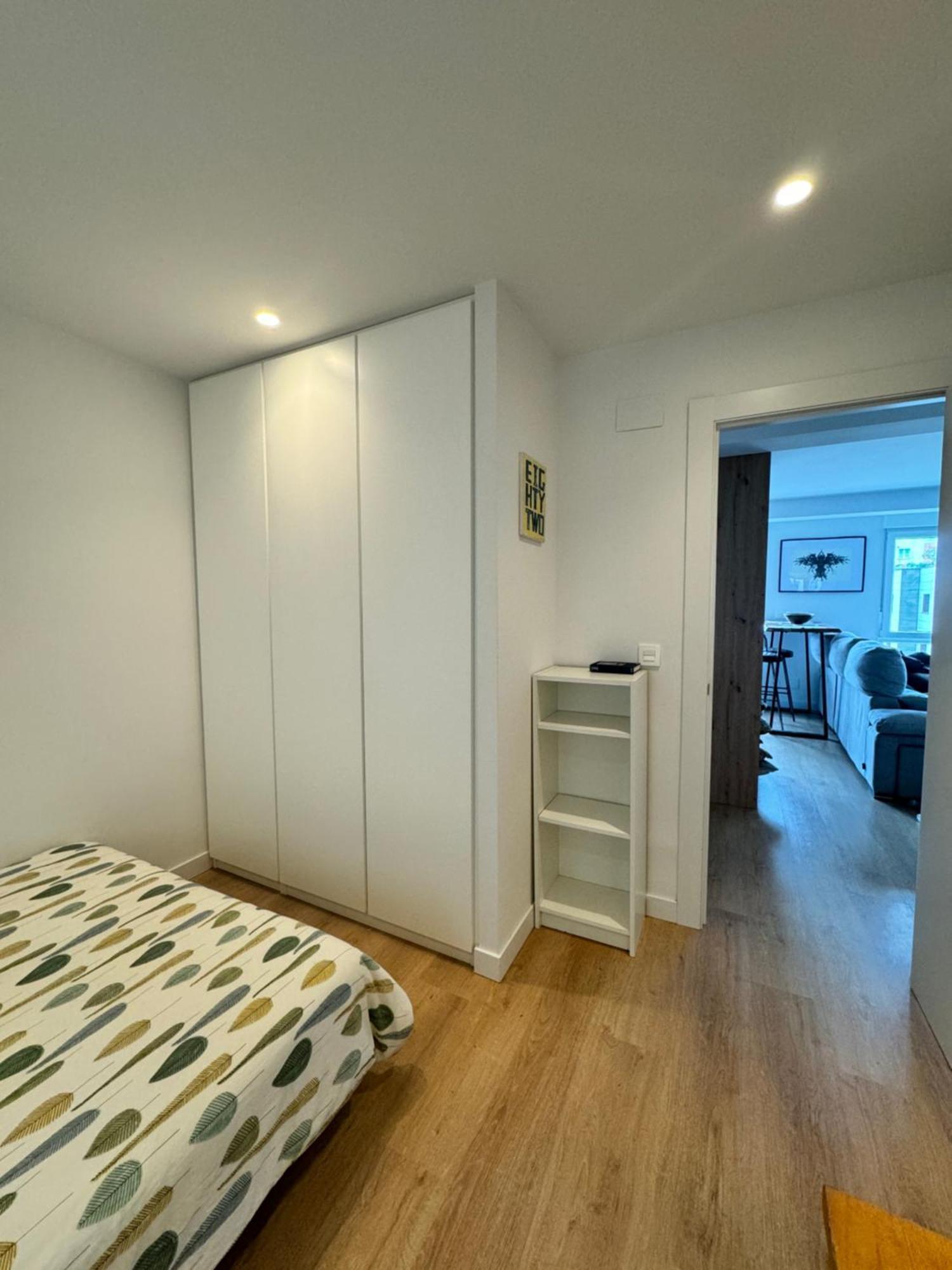 Piso De 2 Habitaciones En Centro, Zona Muy Tranquila Con Playa A 2 Min Andando Gijón Buitenkant foto