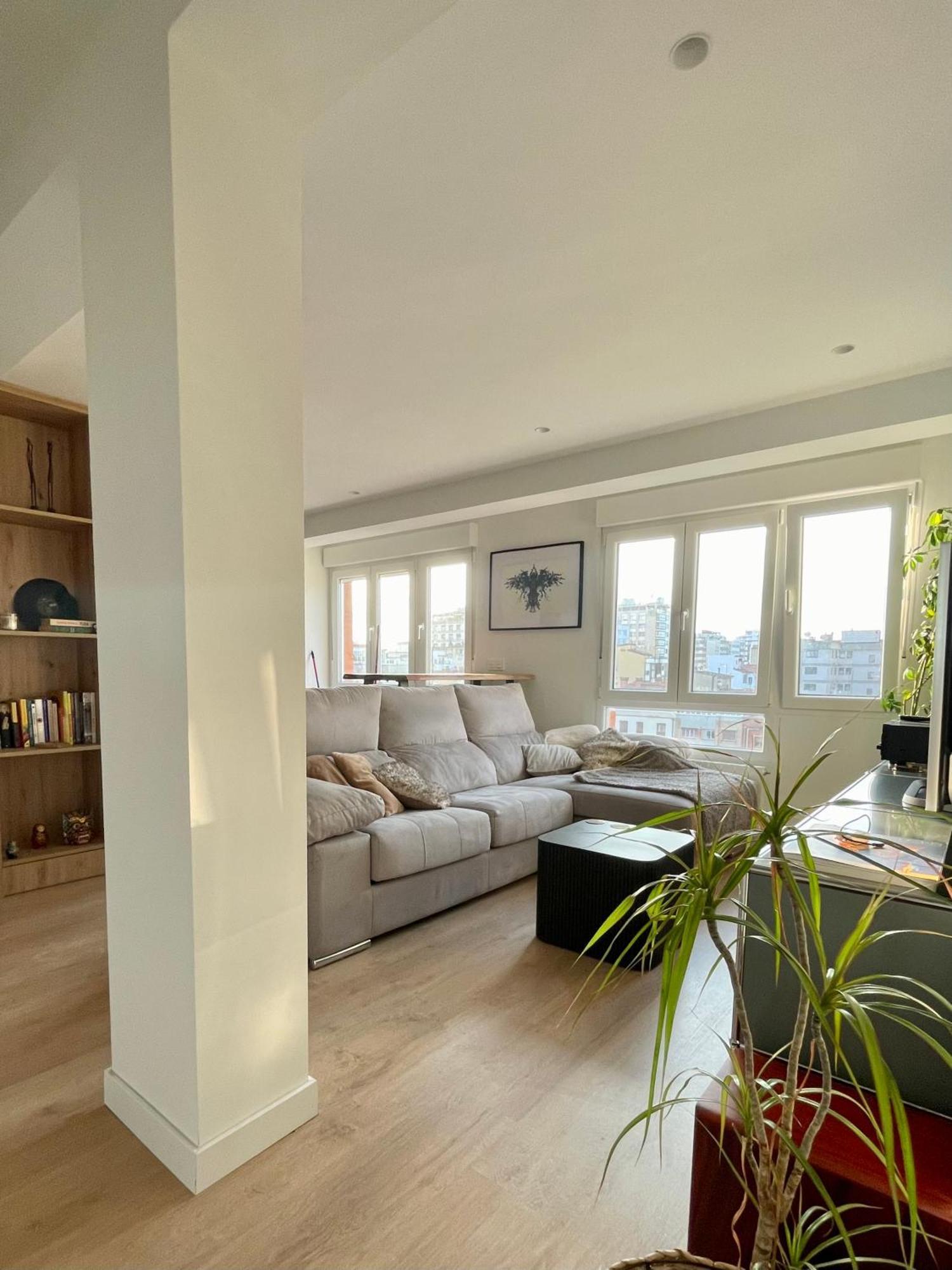 Piso De 2 Habitaciones En Centro, Zona Muy Tranquila Con Playa A 2 Min Andando Gijón Buitenkant foto
